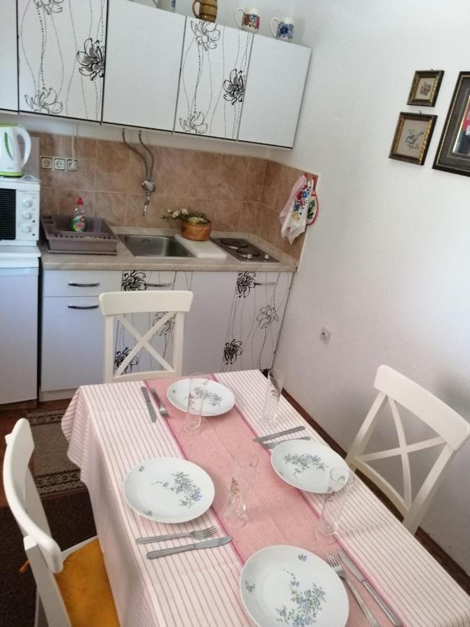 Apartamento Apartman Mira Baška Exterior foto