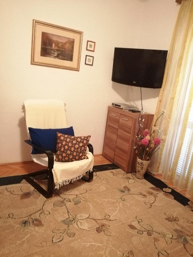 Apartamento Apartman Mira Baška Exterior foto