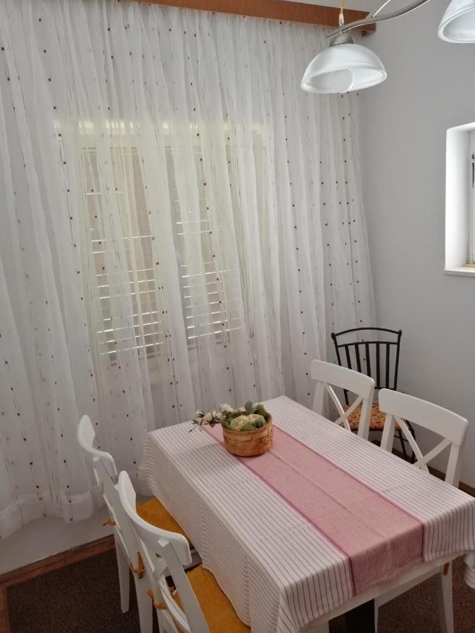 Apartamento Apartman Mira Baška Exterior foto